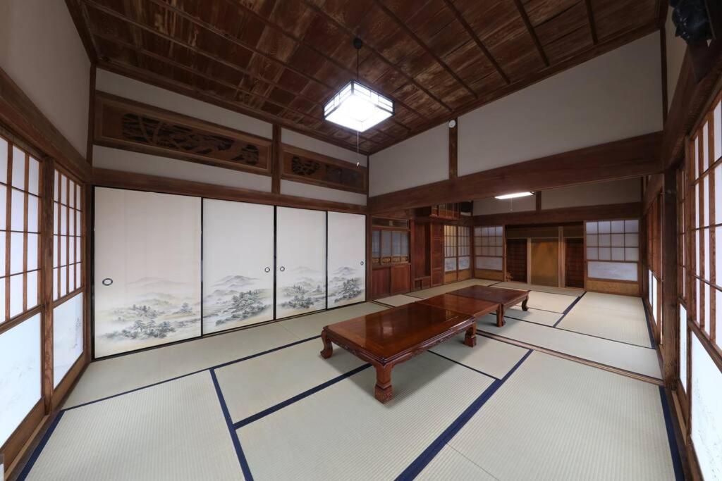 古民家民泊しずく亭-Traditional Japanese Style House Shizuku-Tei Mobara Eksteriør billede